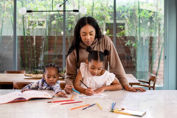 mom homeschooling